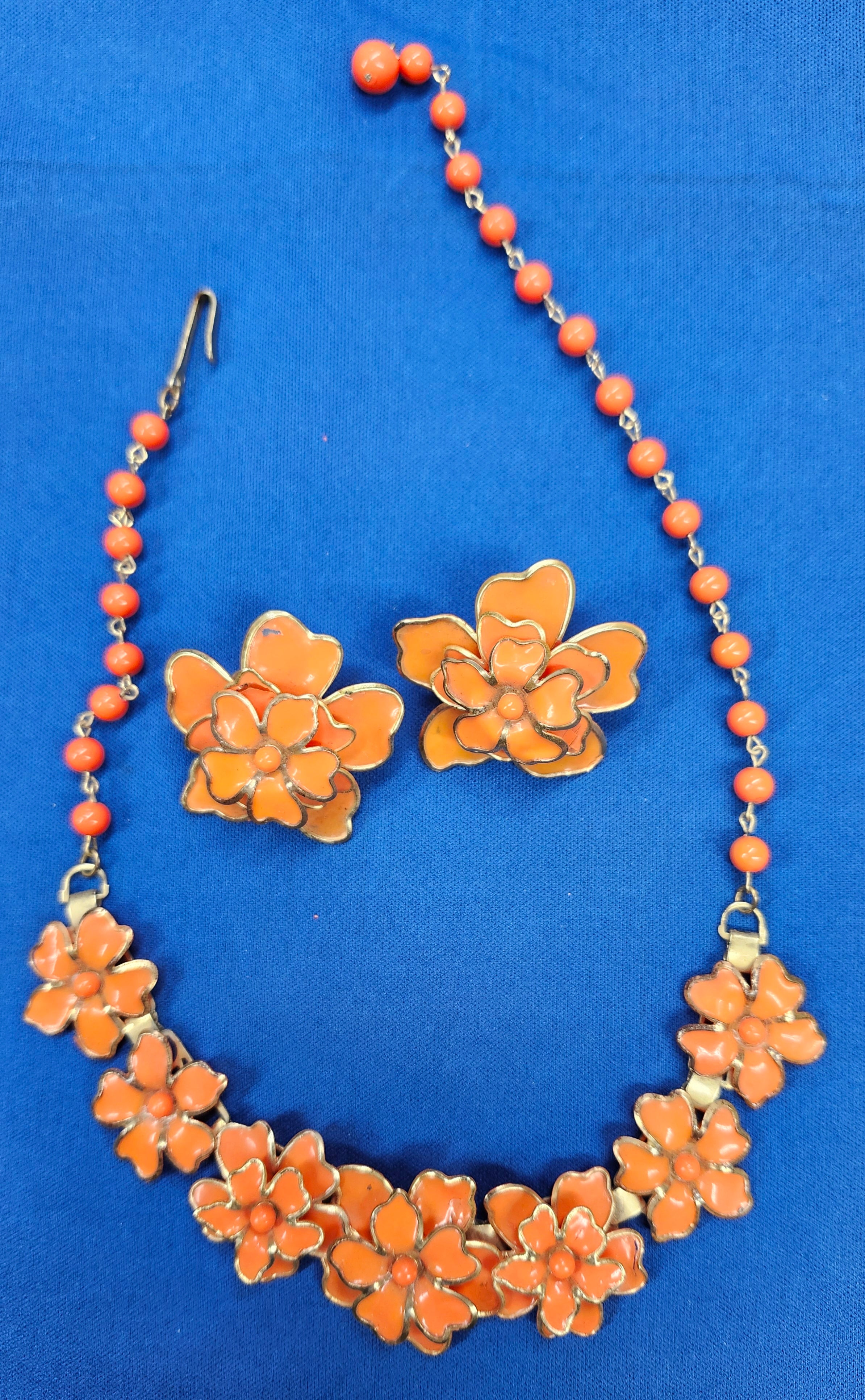 Vintage Coro "Blithe blossom" necklace/earring set