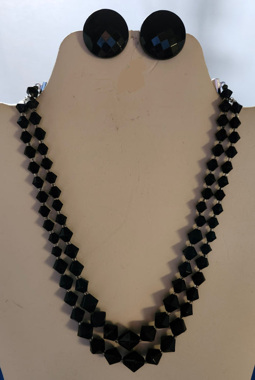 1950s Black faceted bead necklace and earring set