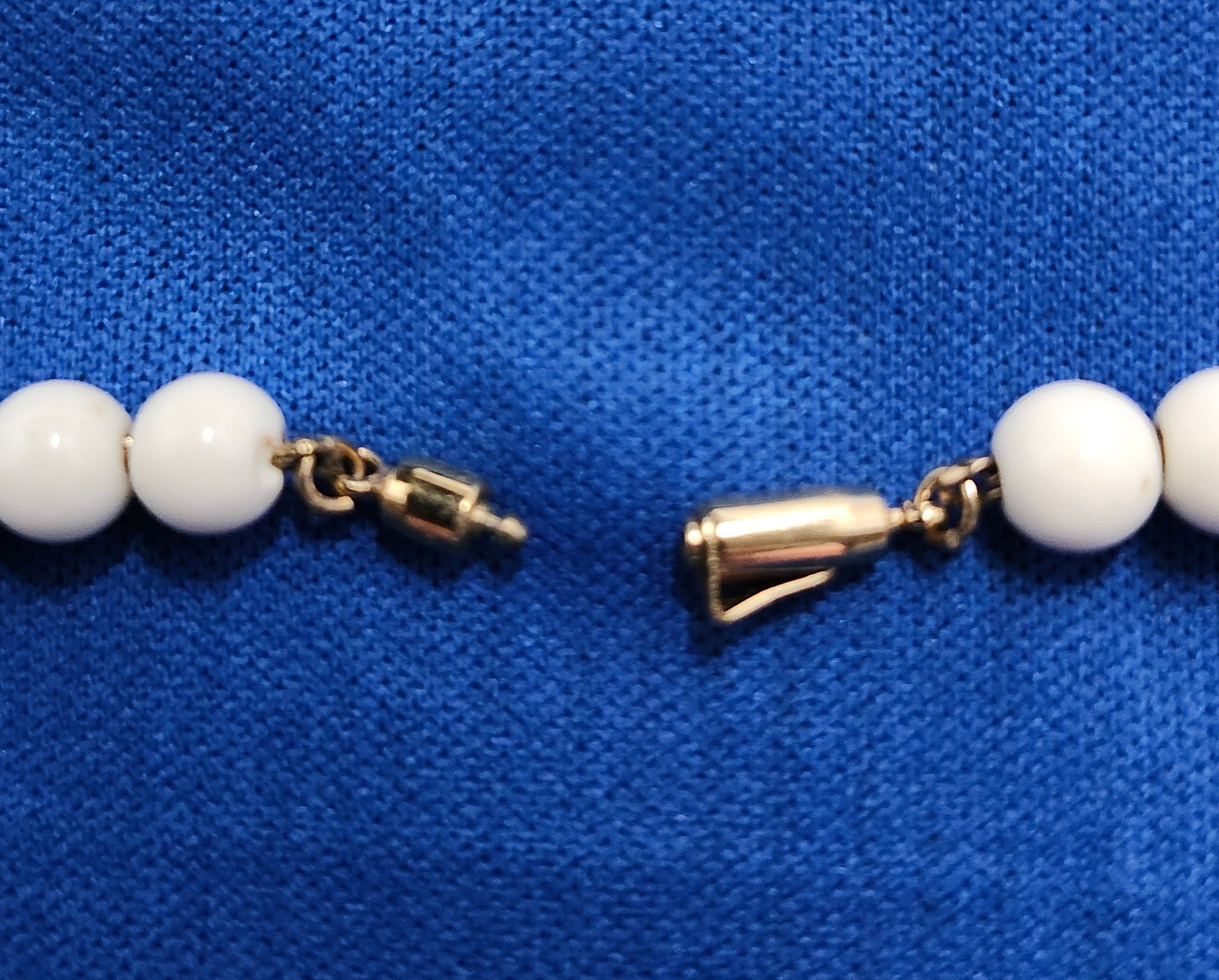 Cream colored Monet necklace