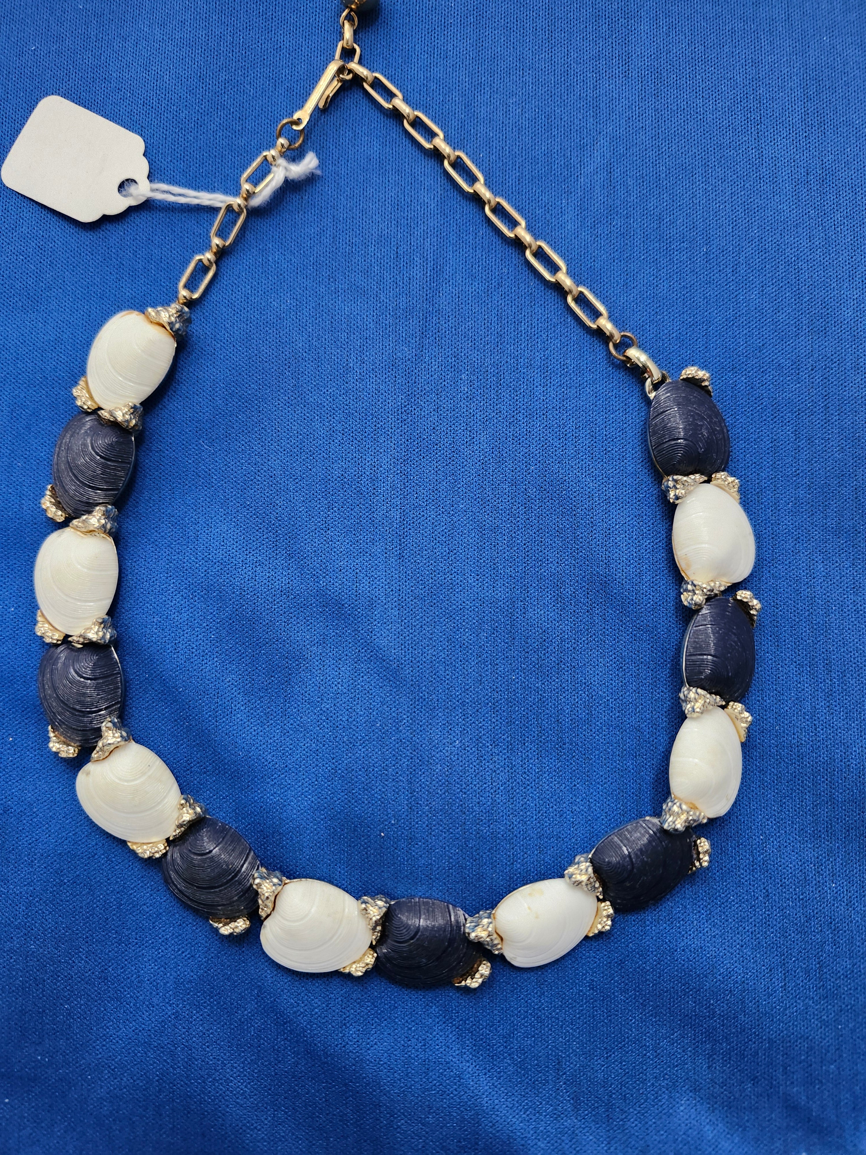 Vintage Beachy style necklace